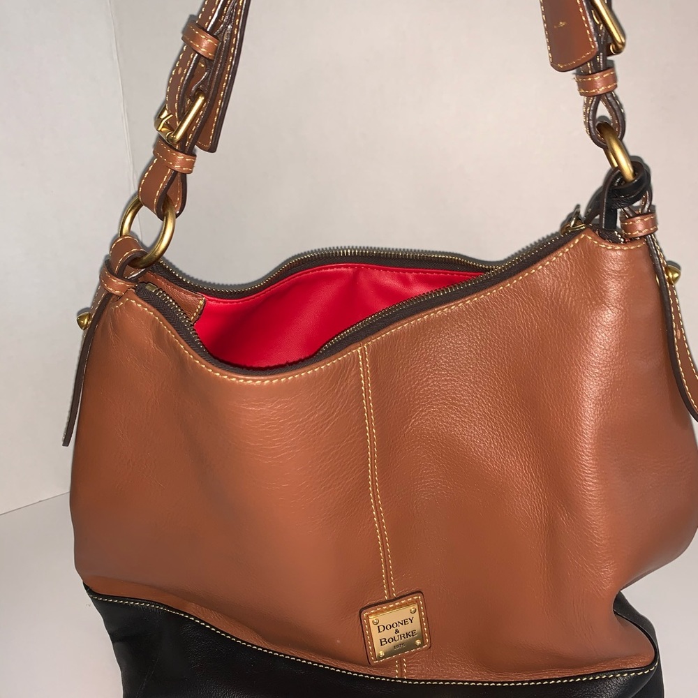 Dooney & Bourke Hobo